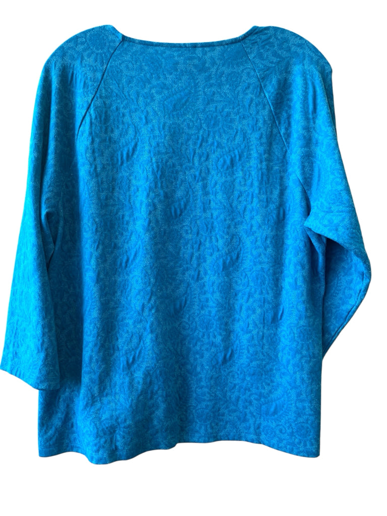 CHICO'S  large TOP  W