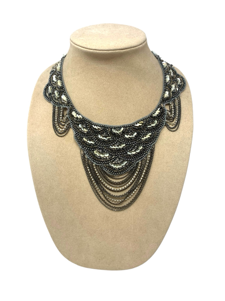 NECKLACE W