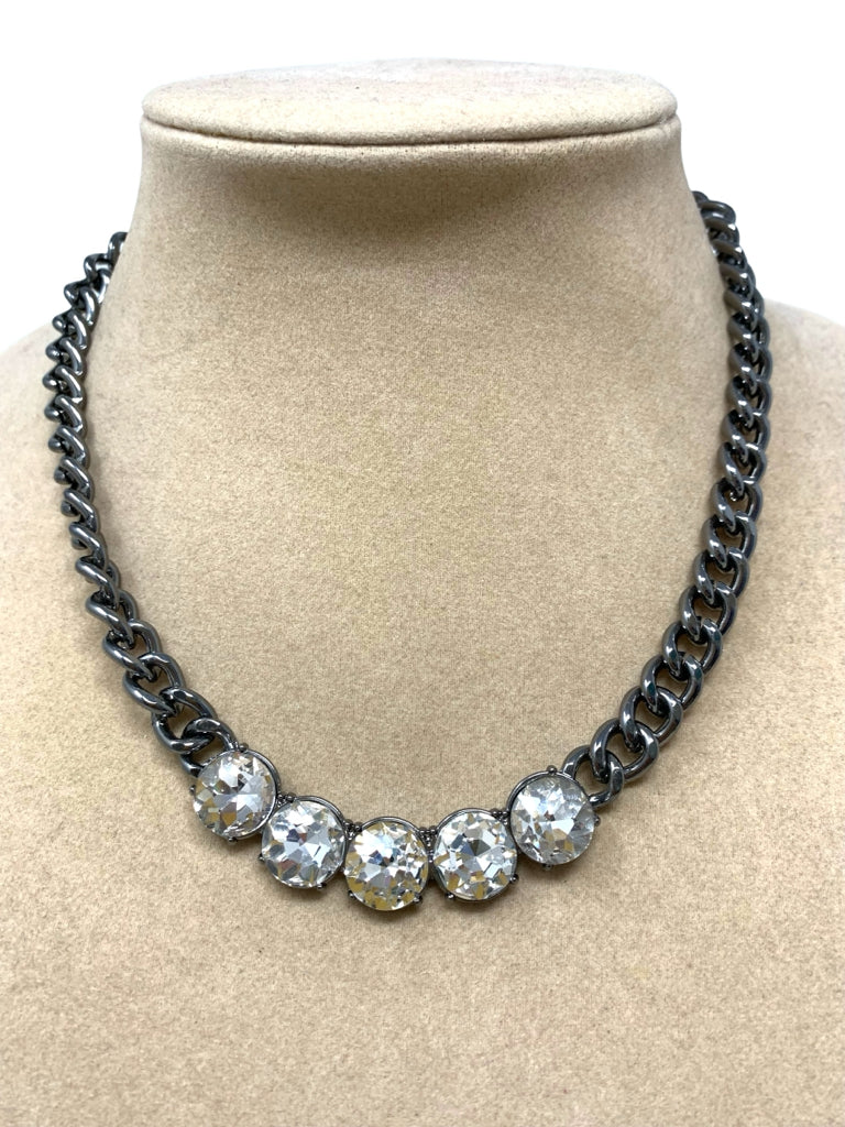 NECKLACE W