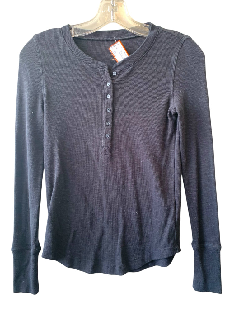 GAP  xXS TOP  W