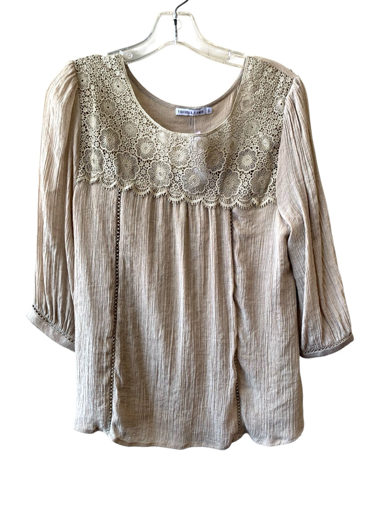 FIGUEROA & FLOWER  small TOP  W
