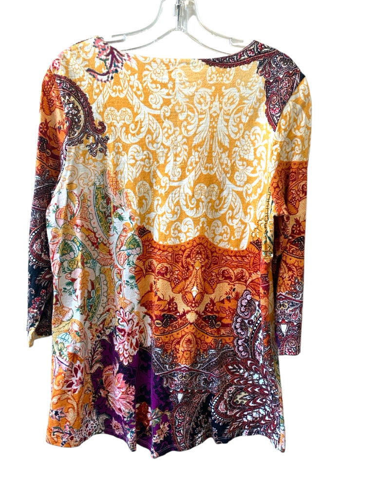 CHICO'S  medium TOP  W
