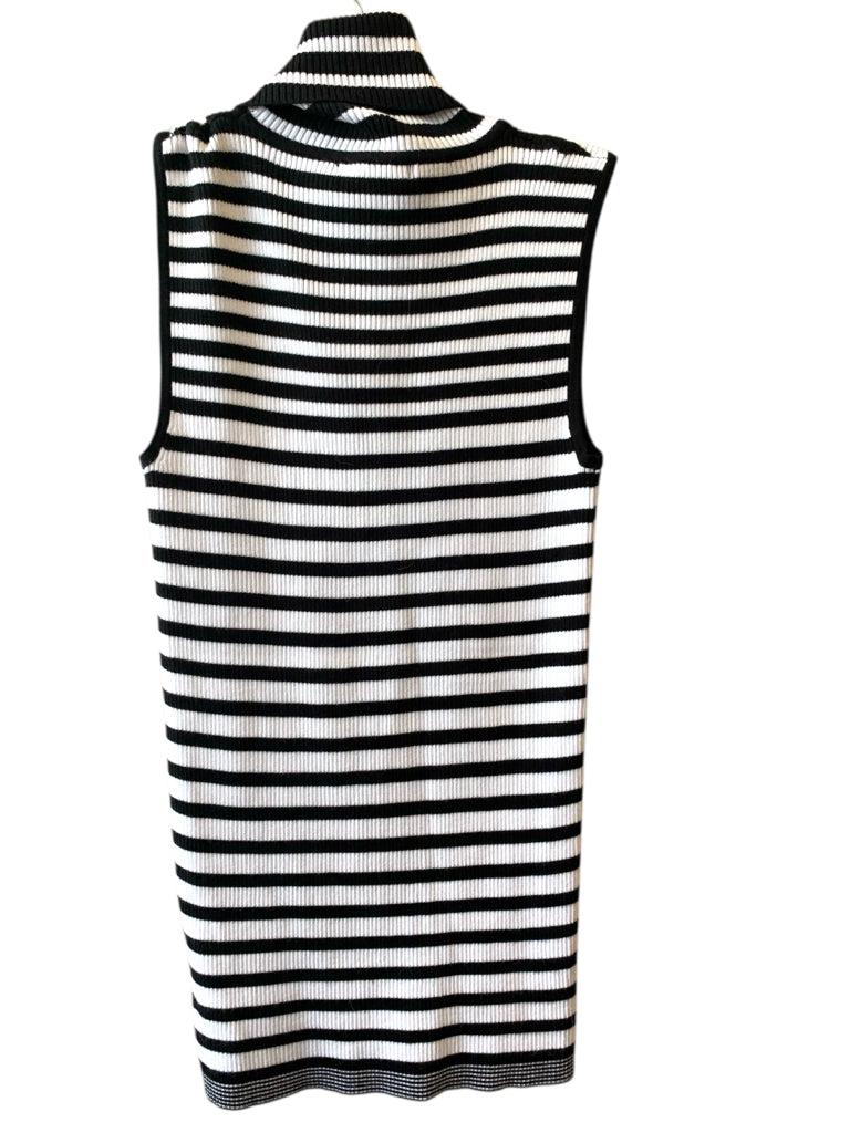PREMISE  small TNECK W