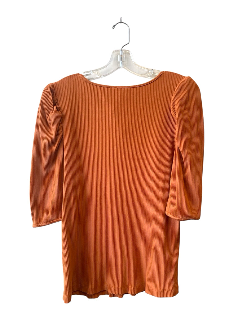 SUGAR LIPS  large TOP W