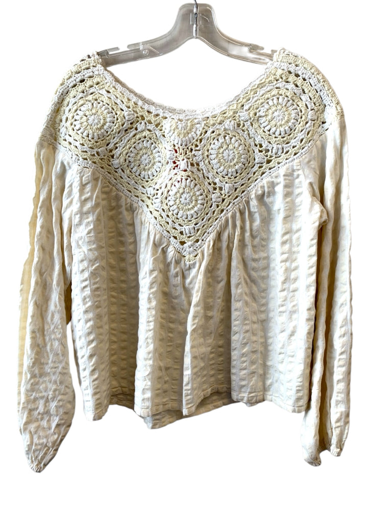 CLEO & WOLF  medium TOP  W