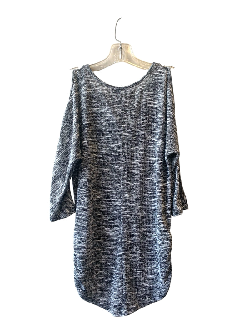 JESSICA SIMPSON  small TOP W