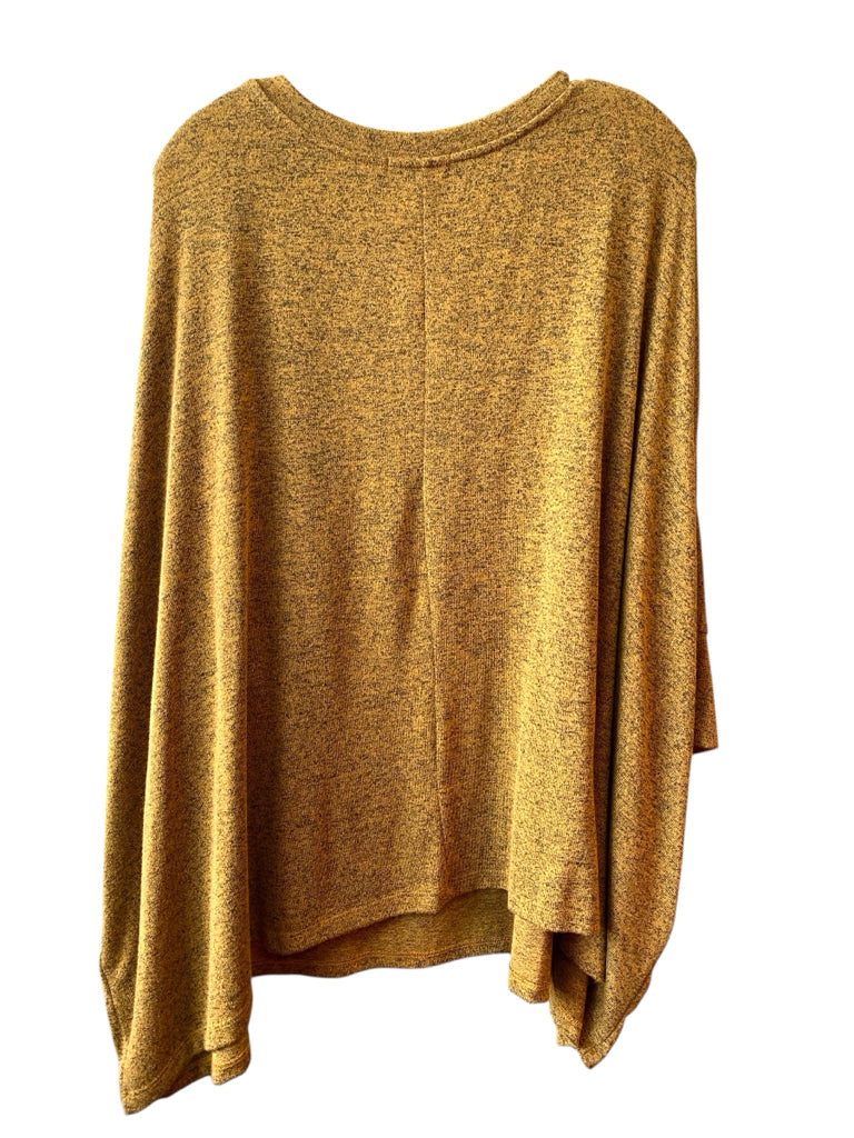 CHERISH  large TOP W