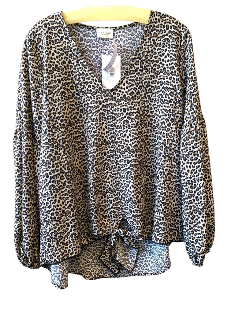 143 STORY  large TOP W