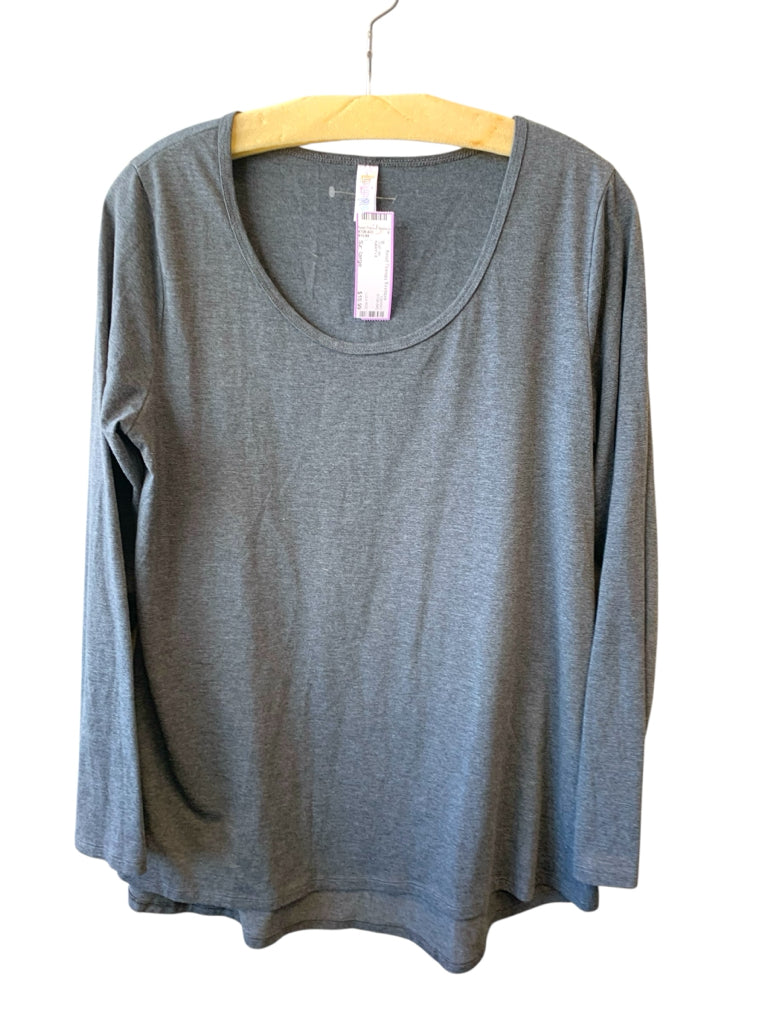 LULA ROE  large TOP  W