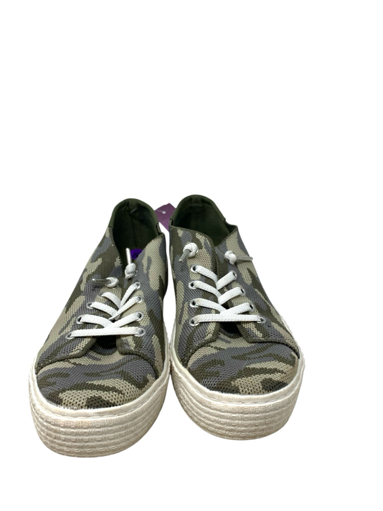 MADDEN NYC  8 SNEAKERS W