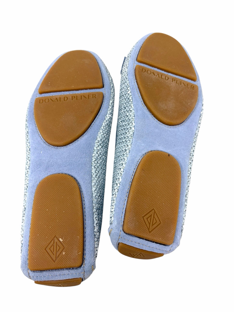 DONALD J PLINER Size 9 FLAT W
