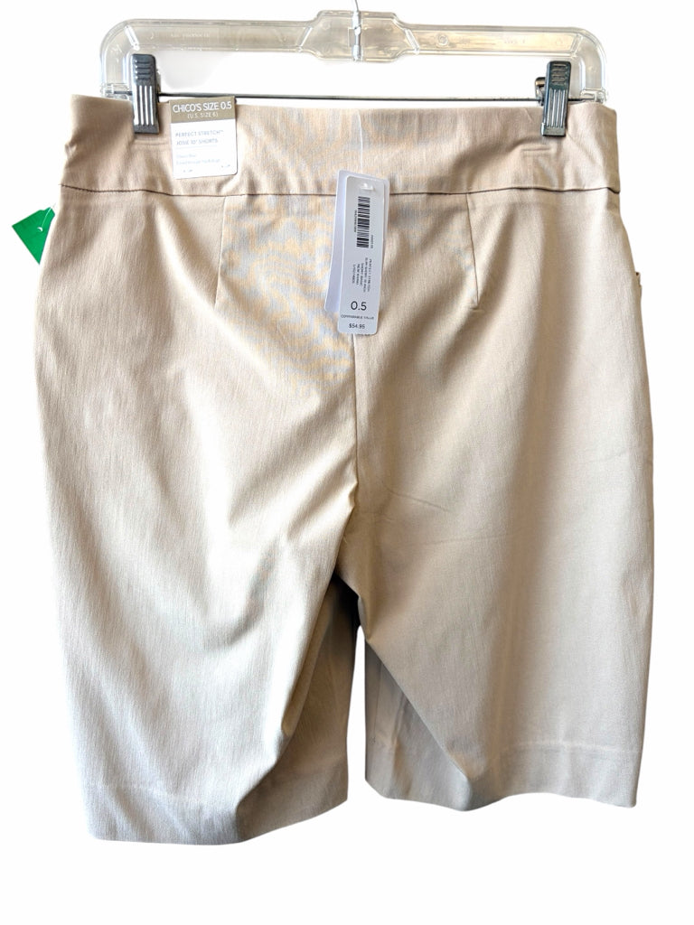 CHICO'S Size 6 SHORT W
