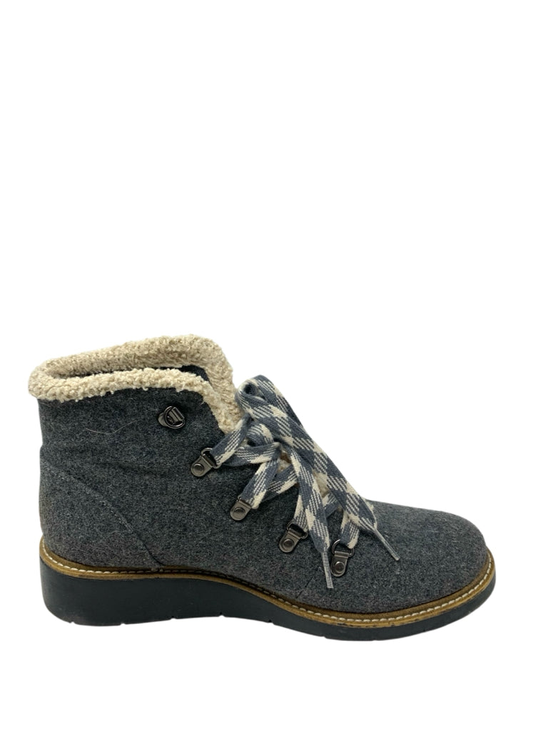 DR. SCHOLL'S  8 BOOTS W