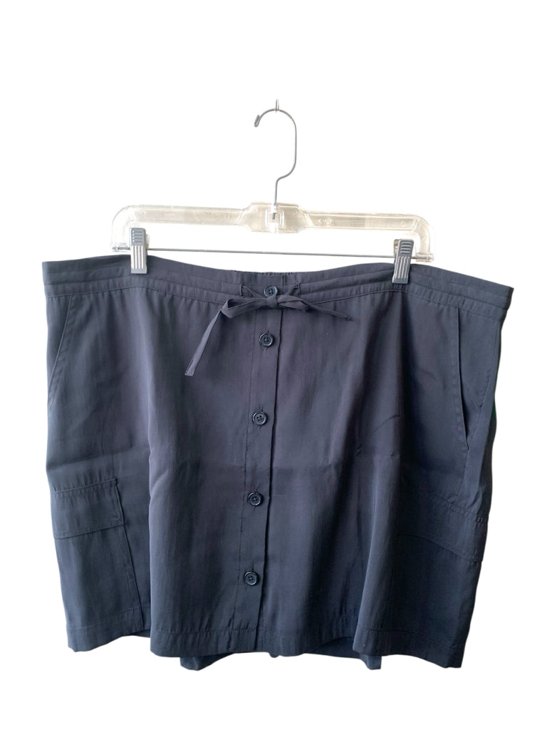 CABI  large SKORT W