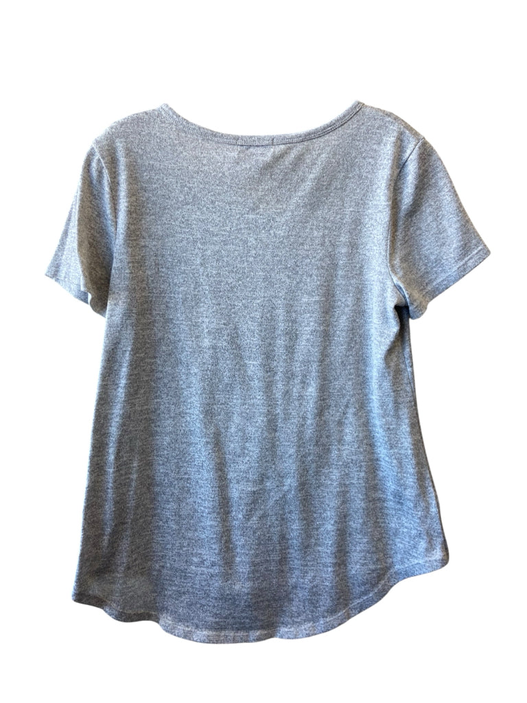 ONE WORLD Size medium TOP  W