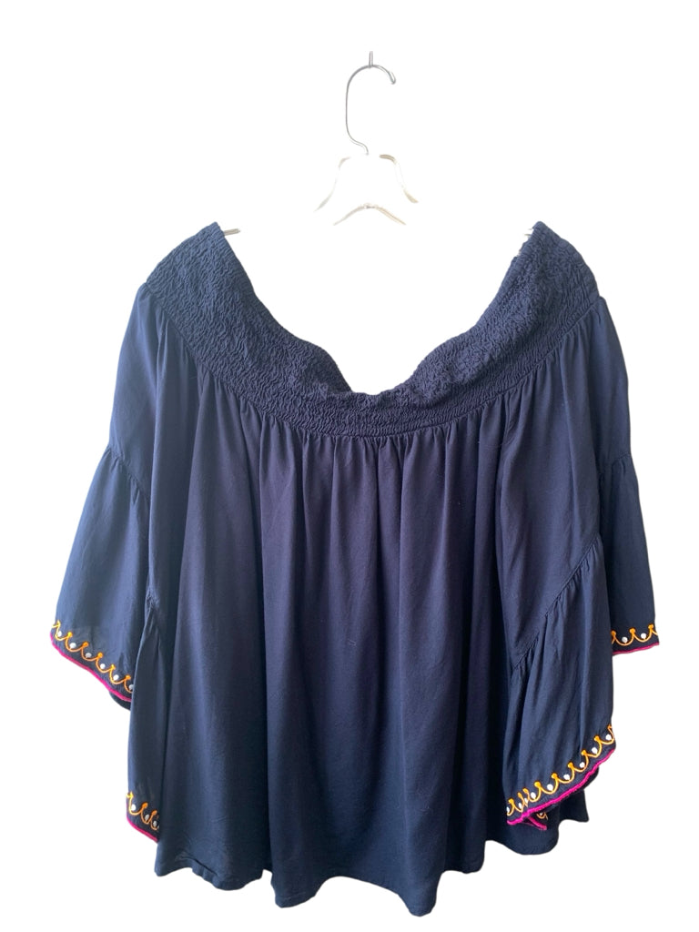 MUD PIE  large TOPW