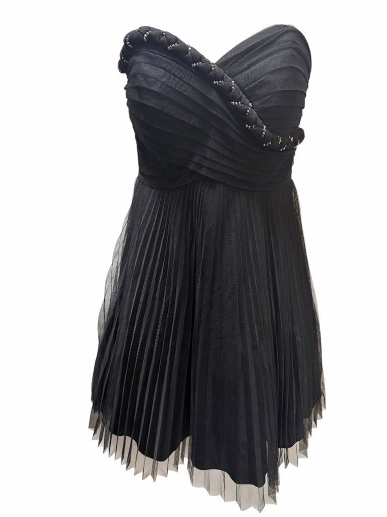 XSCAPE Size 2 FORMAL W