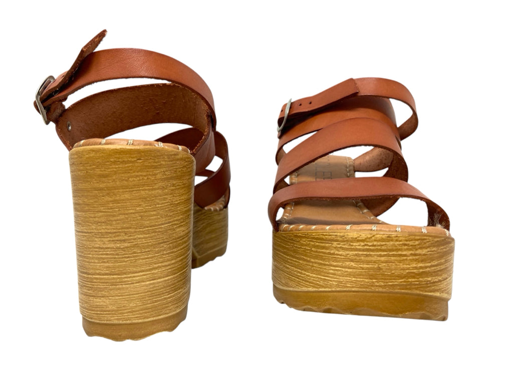 ROOLEE Size 8 HEEL W