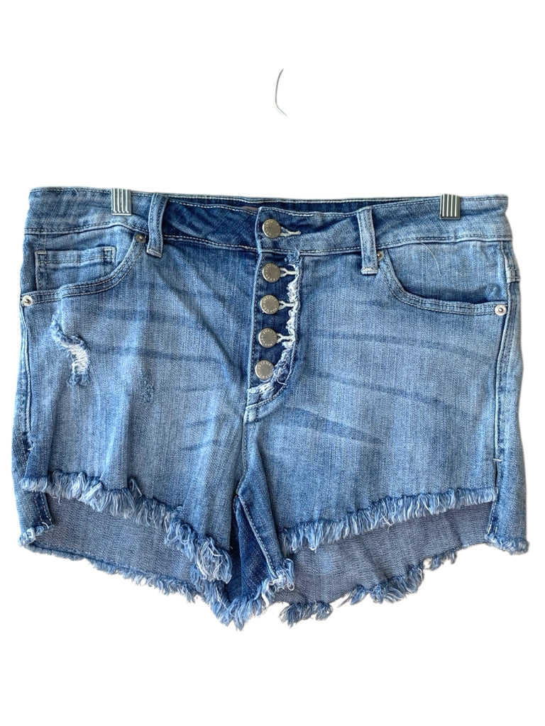 JUST USA  10 SHORT W