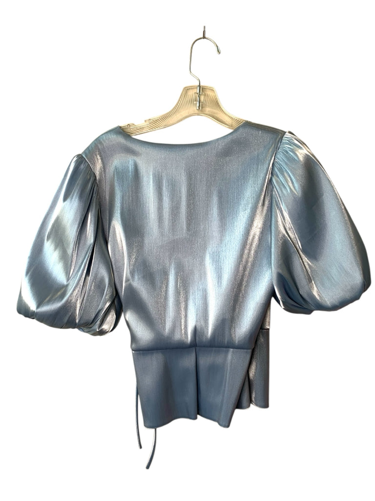 AMANDA UPRICHARD  medium TOP W