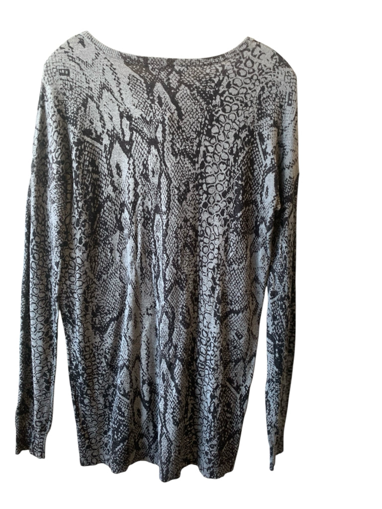 BCBG  small TOP W