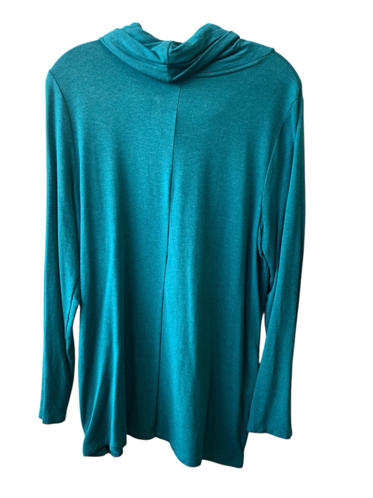 CHICO'S  medium TOP W