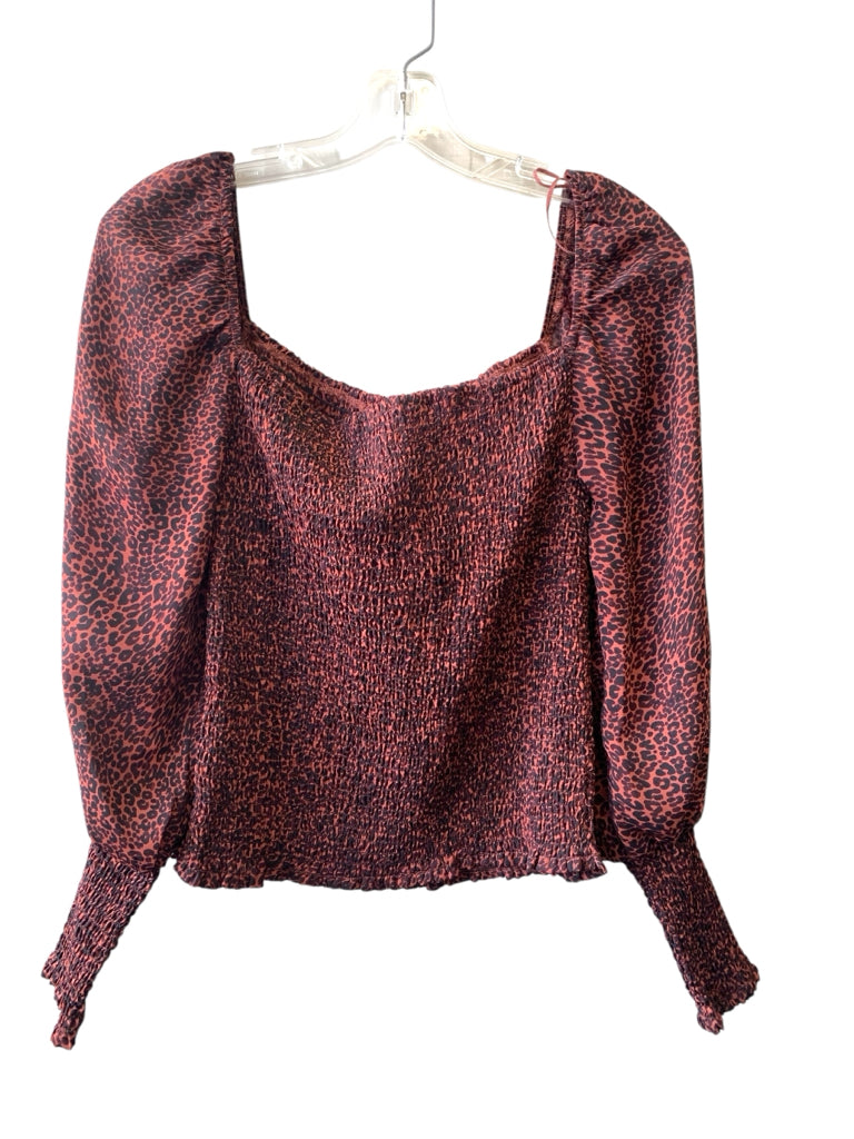 CUPCAKES AND CASHMERE  small TOP W