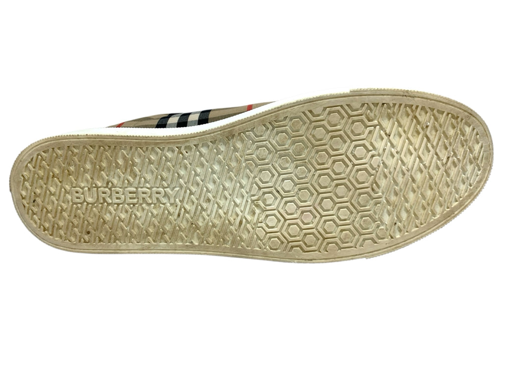 BURBERRY  9.5 SNEAKERS W