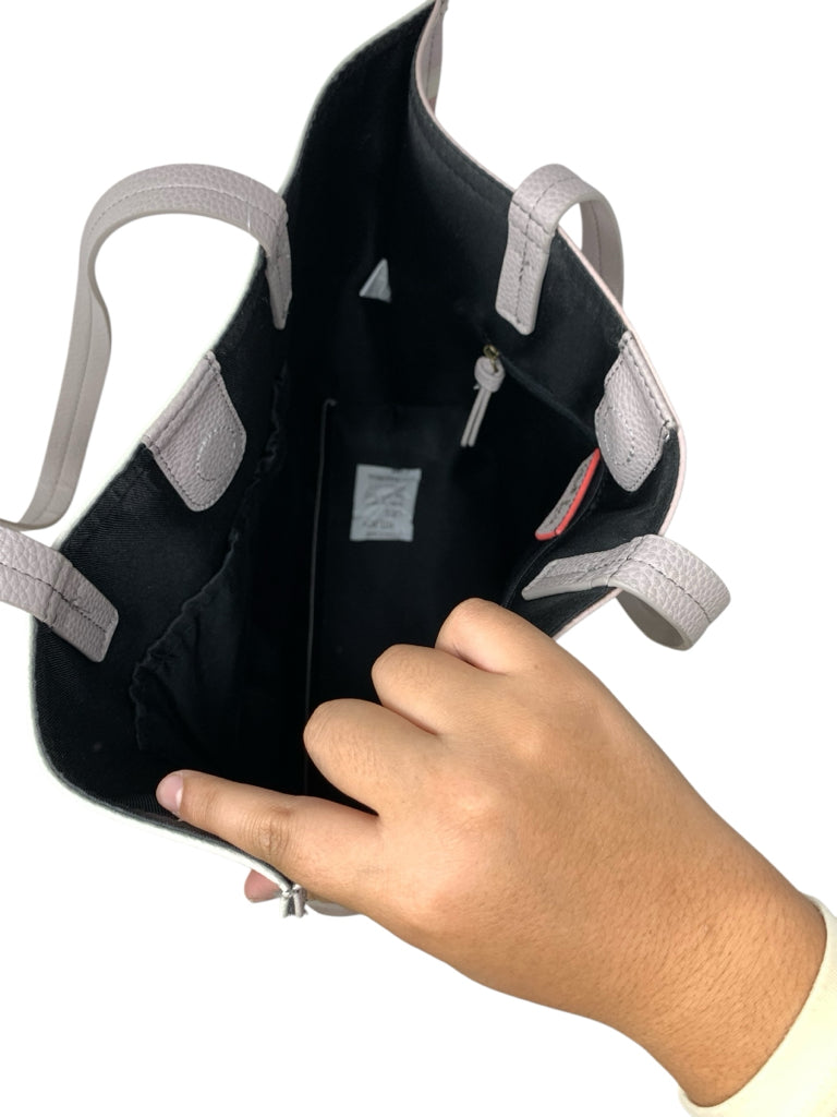 ELLIOTT LUCCA  NEW! TOTE W