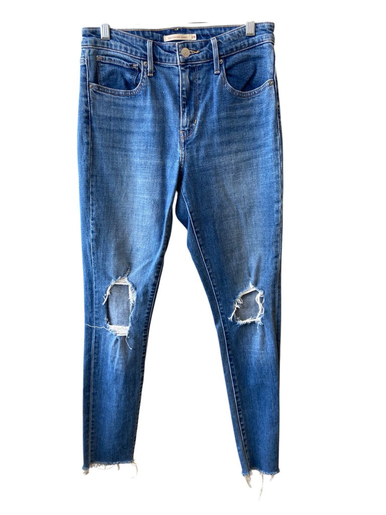 LEVI Size 6 JEANS W