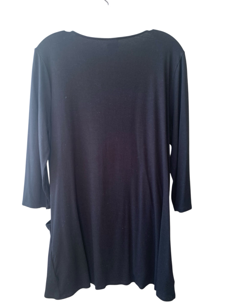 CHICO'S  medium TOP W