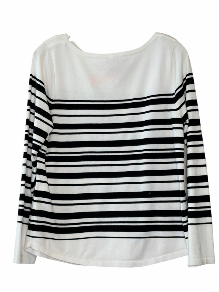CHICO'S Size medium TOP  W