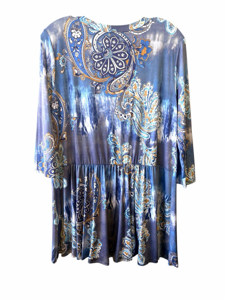 PAISLEY GRACE Size small TUNIC