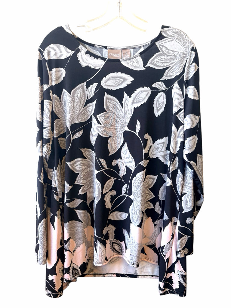 CHICO'S Size large TOP W