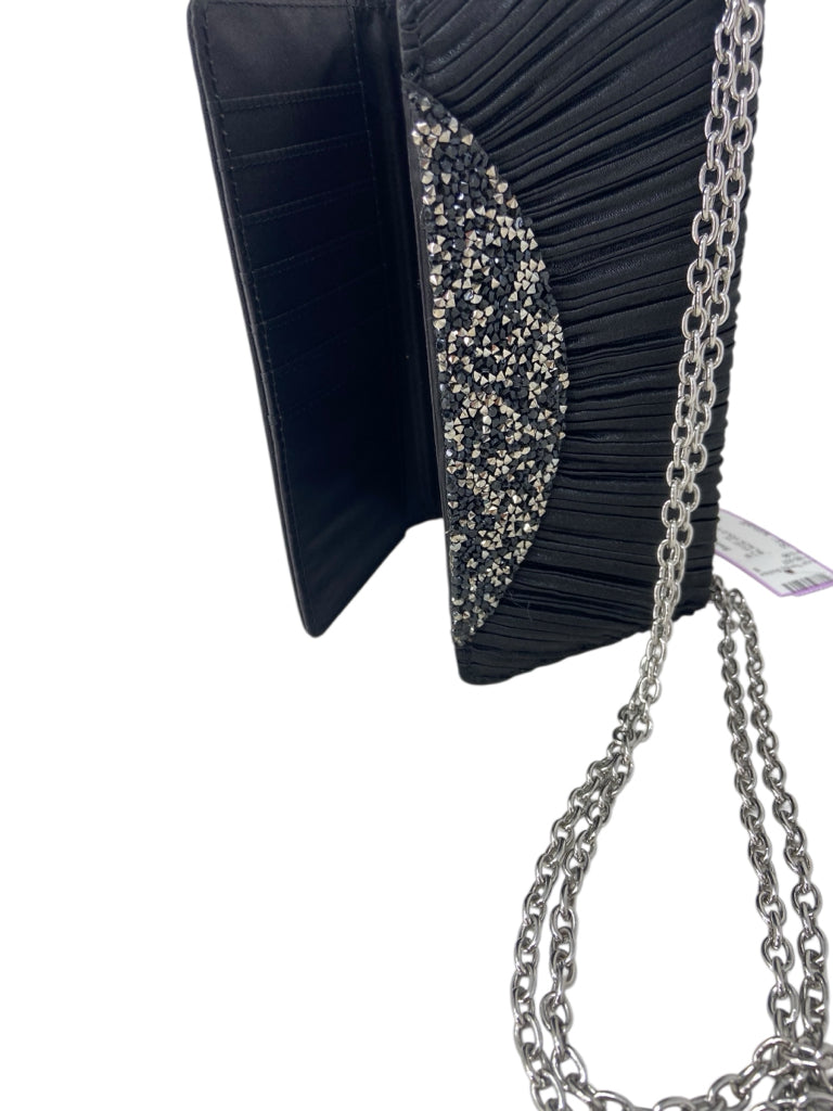 Size small PURSE W