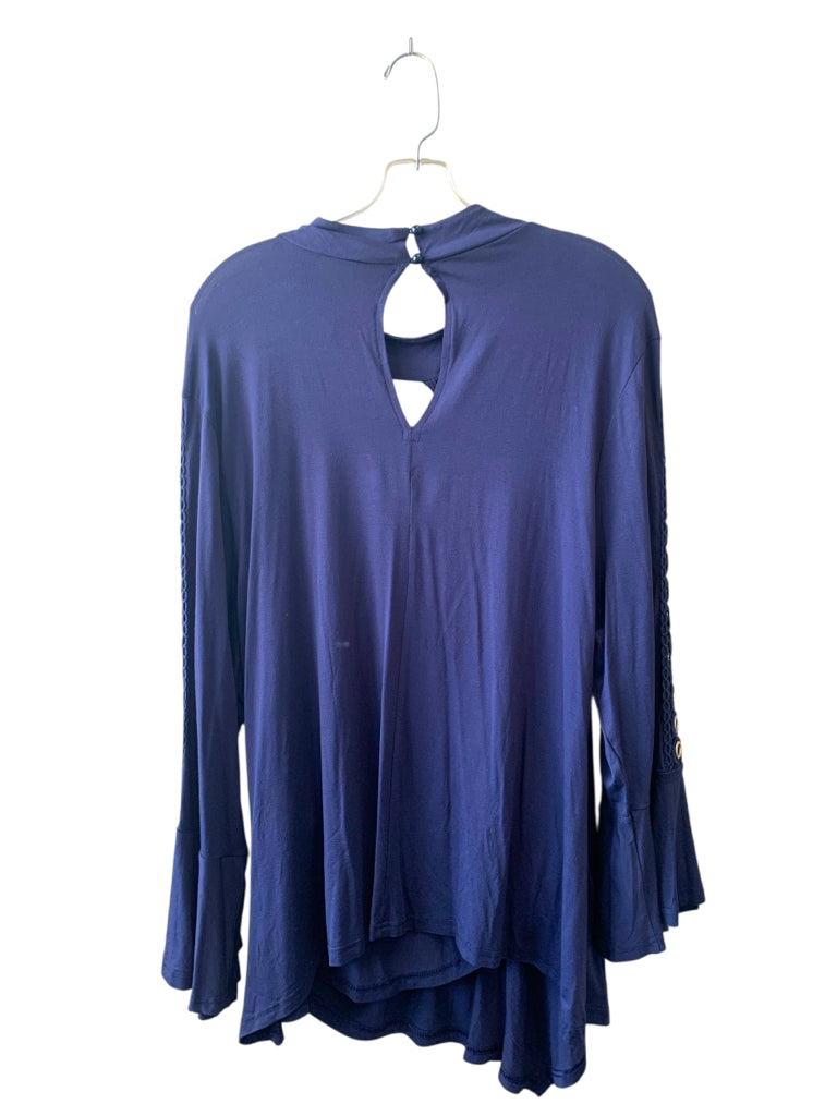 VENUS  3X TOP  W