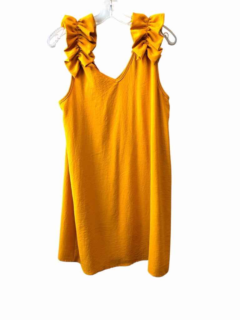 ENTRO Size medium DRESS W