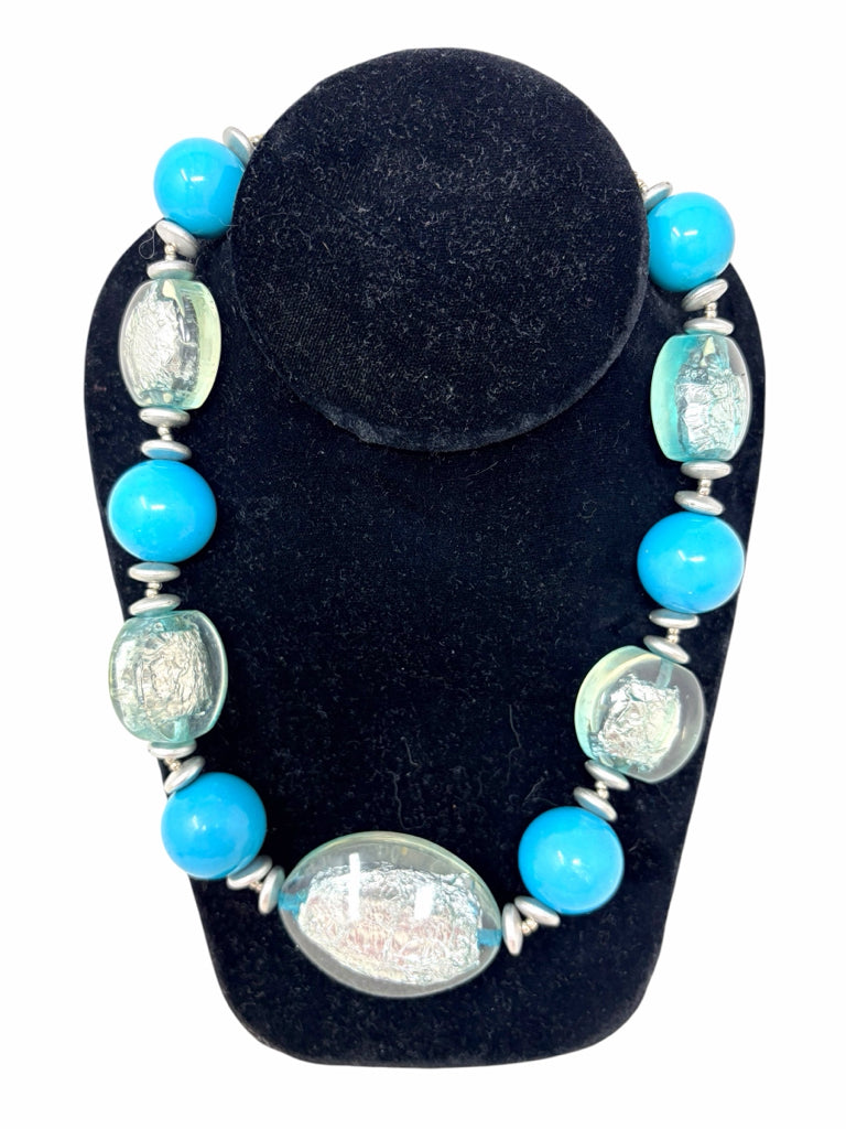 NECKLACE W