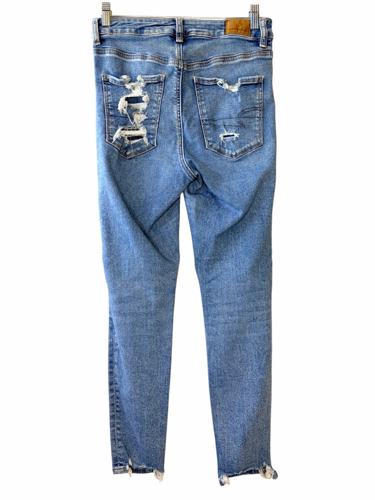 AMERICAN EAGLE OUTFITTERS Size 6S JEANS W