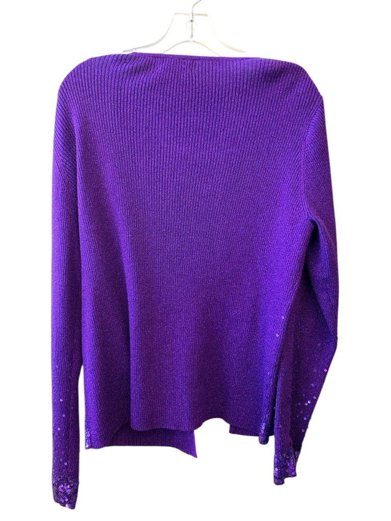 INVESTMENTS  x-lg CARDIGAN SET