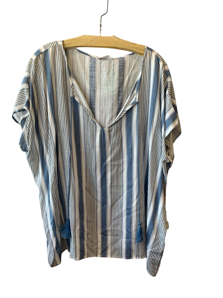 BLUES AND GRAYS Size s/M TOP W