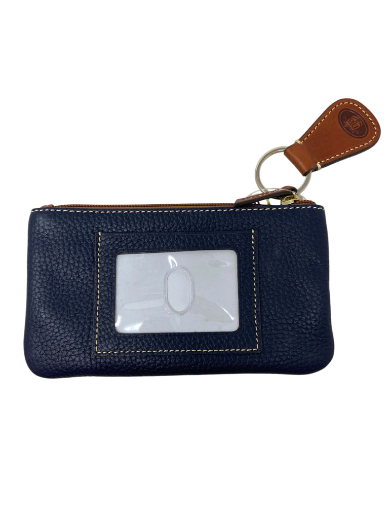 DOONEY & BOURKE Size medium CASE
