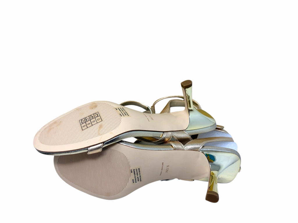 MICHAEL KORS Size 9.5 HEEL W