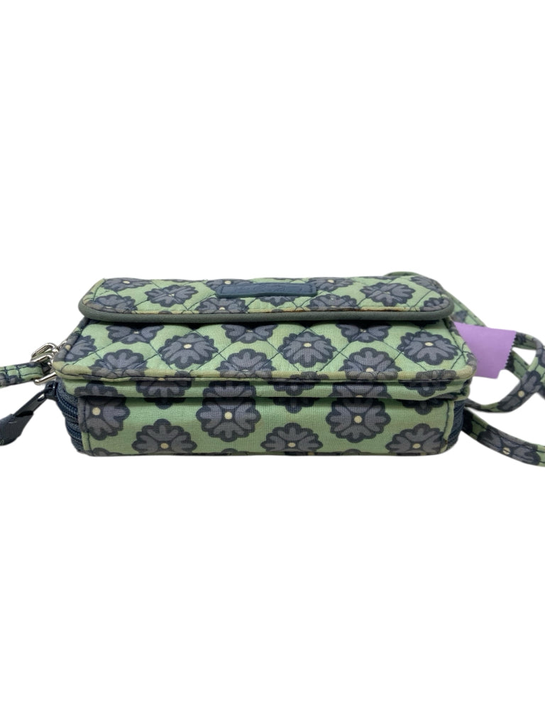 VERA BRADLEY Size small CROSSBODY W