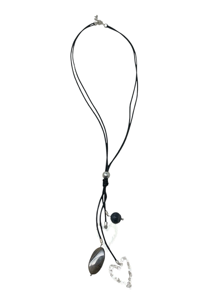 NECKLACE W