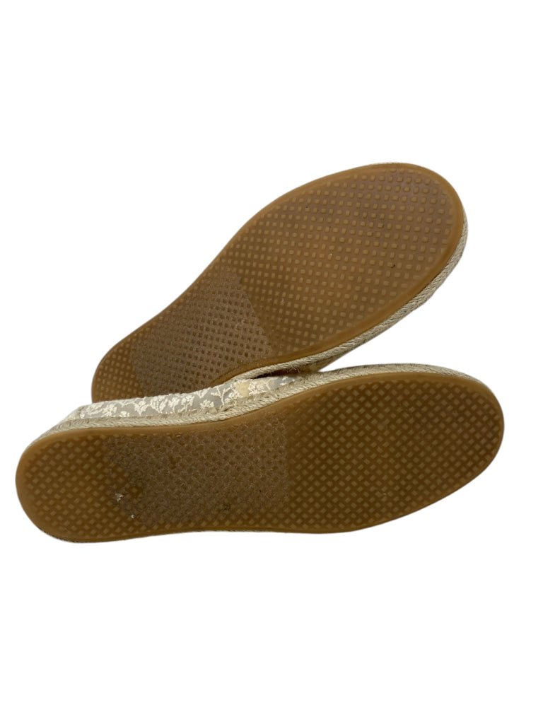 TOMS Size 7.5 SHOES W