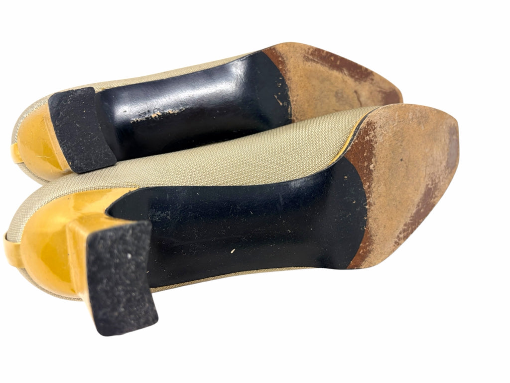 STUART WEITZMAN Size 10 HEEL W