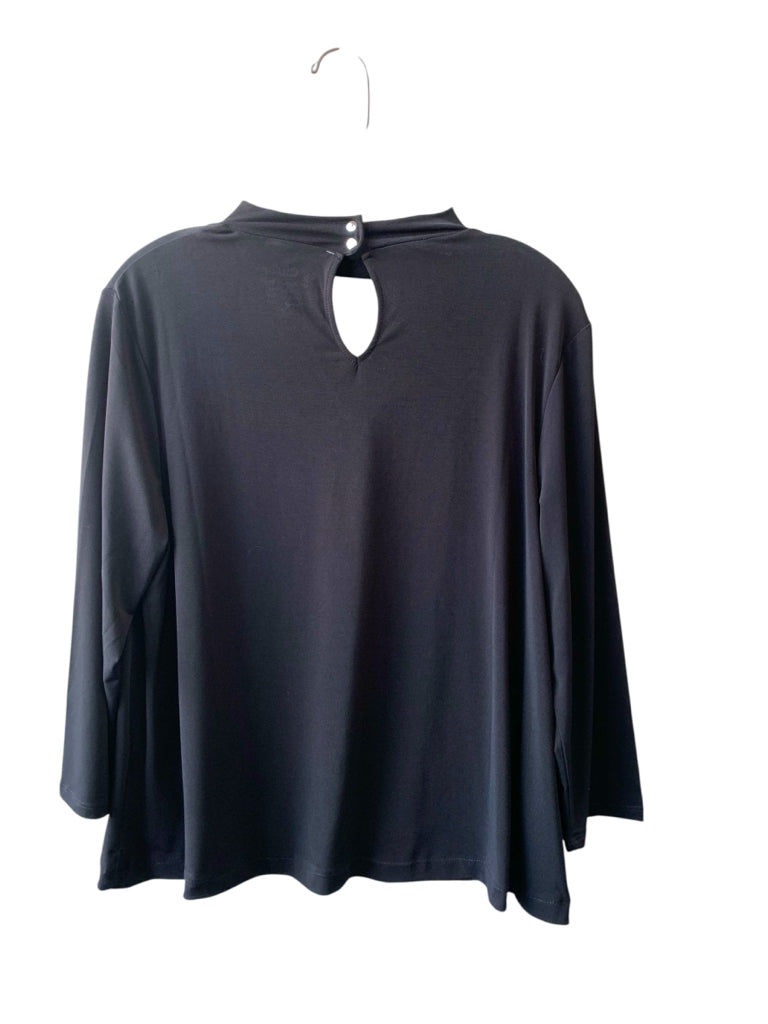 CHICO'S  large TOP  W