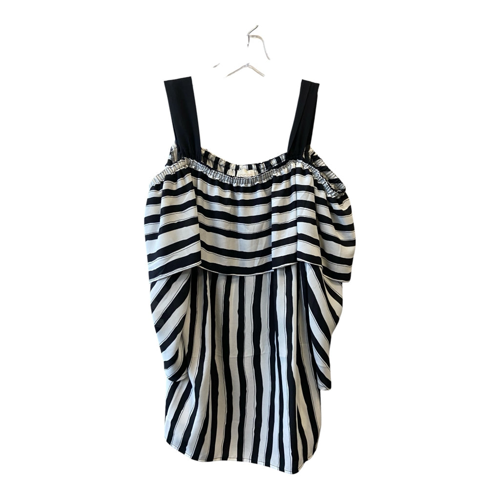 CHICO'S Size medium TOP W