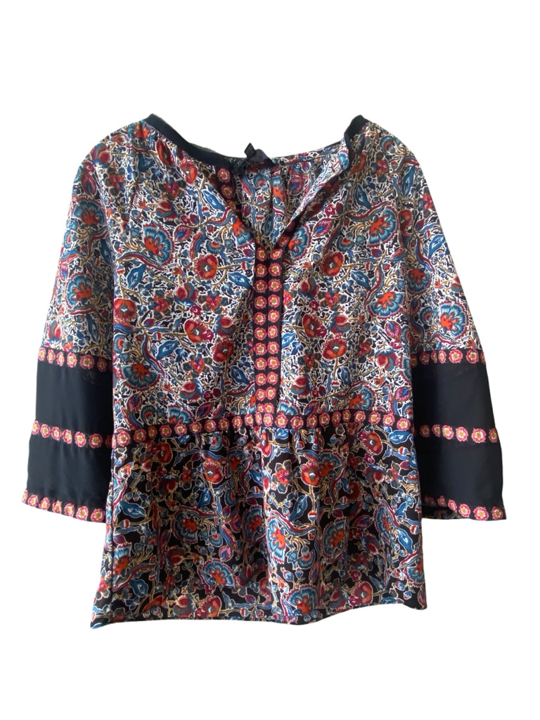 LAUNDRY Size small TOP  W